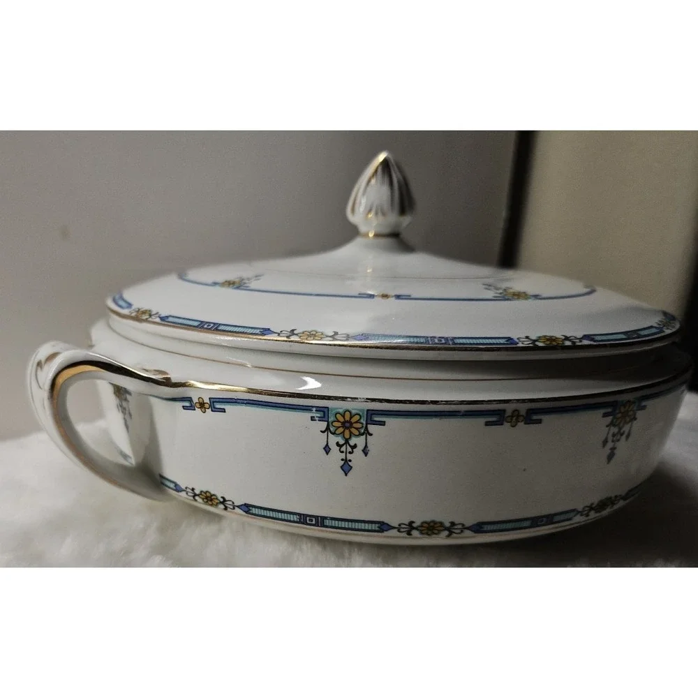 Gold Trimmed Alfred Meakin England Casserole With‎ Lid Fairhaven pattern Vintage